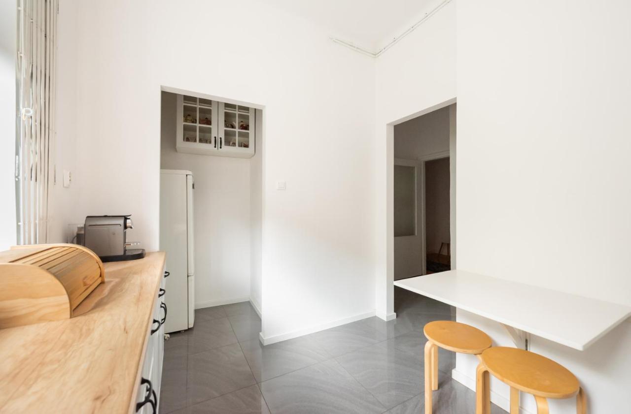 Plac Zbawiciela 3-Bedroom Apartment Варшава Екстер'єр фото